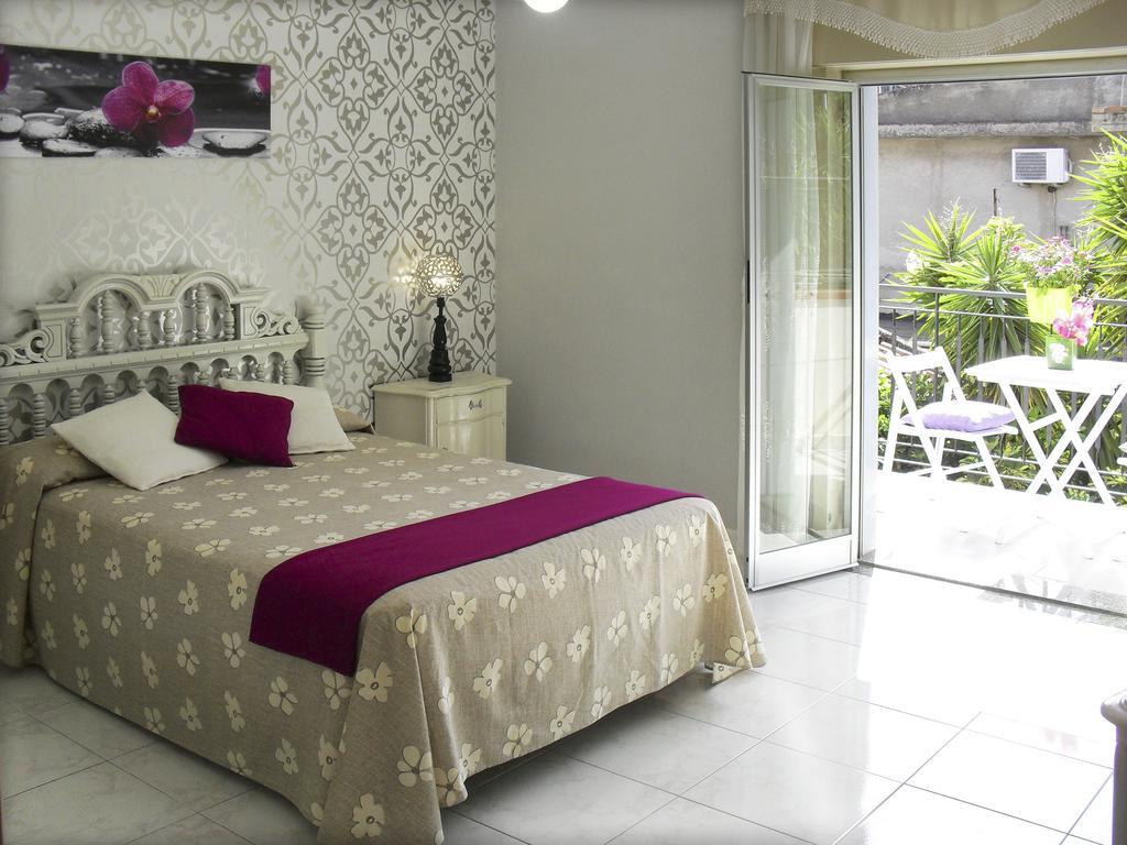Casa Vacanze Milosa Terme Vigliatore Phòng bức ảnh
